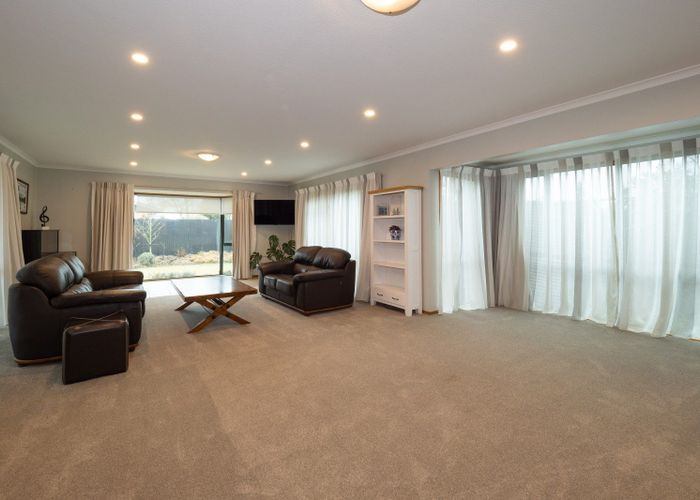  at 11 Walnut Avenue, Allenton, Ashburton