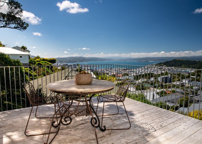  at 30 Sugarloaf Road, Brooklyn, Wellington