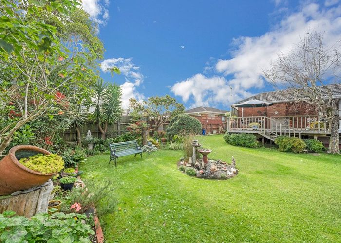  at 13 Pooley Street, Pakuranga Heights, Auckland