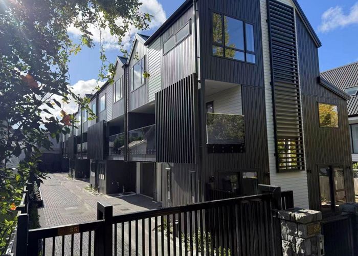  at 35D Beckenham Avenue, Royal Oak, Auckland City, Auckland