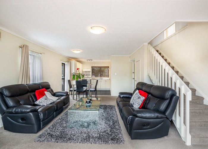  at 2/31 Arawa Street, New Lynn, Auckland