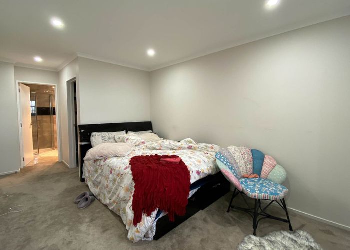  at 79B Russell Road, Manurewa, Manukau City, Auckland