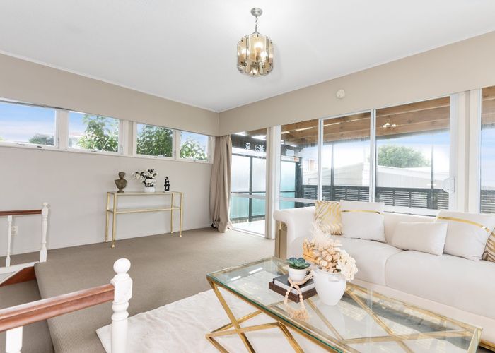  at 57 Forrest Hill Road, Milford, North Shore City, Auckland