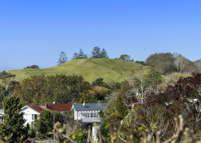  at 2 Heritage Rise, Saint Heliers, Auckland