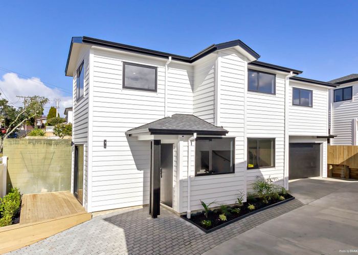  at 15A Windermere Crescent, Blockhouse Bay, Auckland