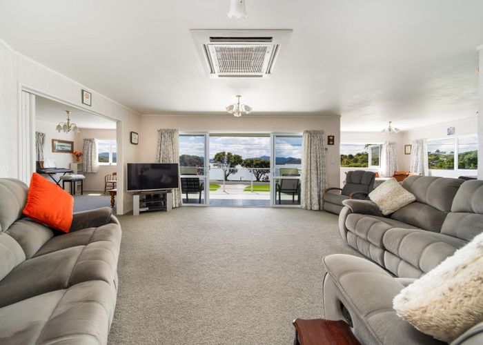  at 294 Beach Road, Onerahi, Whangarei