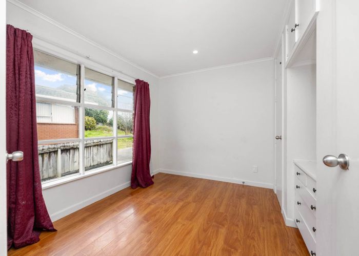  at 2/3202 Great North Road, New Lynn, Waitakere City, Auckland