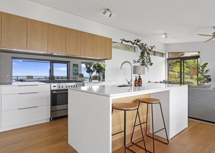  at 109 Santa Maria Avenue, Mount Pleasant, Christchurch