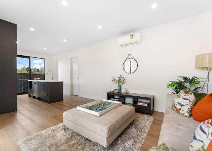  at 10a Serjeant Street, Henderson, Waitakere City, Auckland