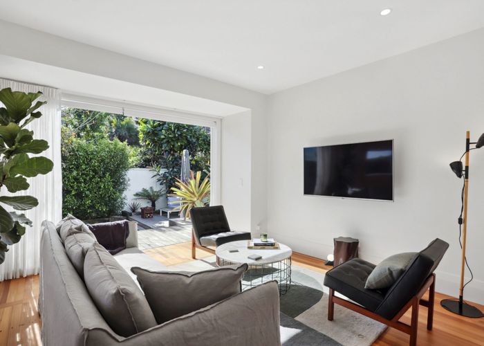  at 7 Glendon Avenue, Avondale, Auckland City, Auckland