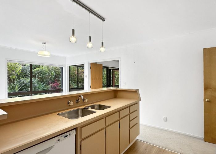  at 3/1 Penzance Road, Mairangi Bay, North Shore City, Auckland