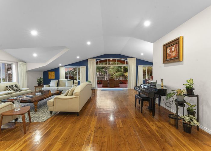  at 51 Murphys Road, Tōtara Park, Auckland
