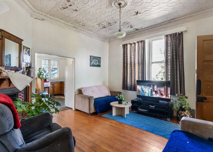  at 94 Calliope Road, Stanley Point, Auckland