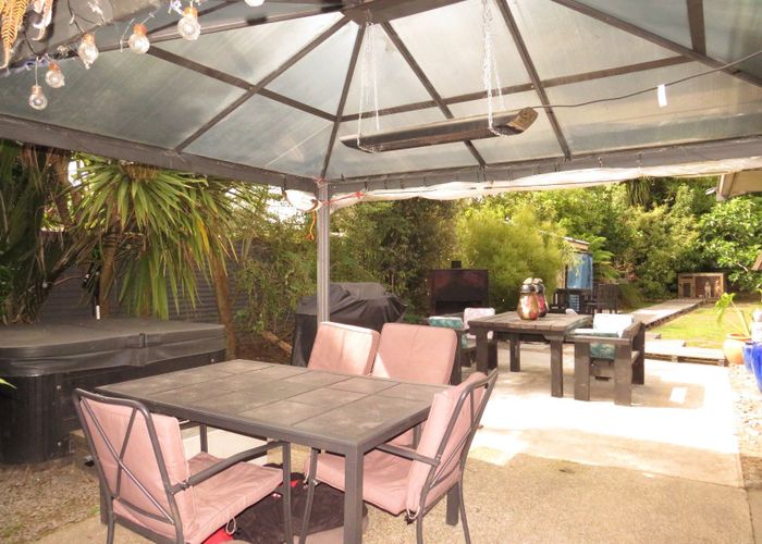  at 9 Russell Parade North, Frasertown, Wairoa
