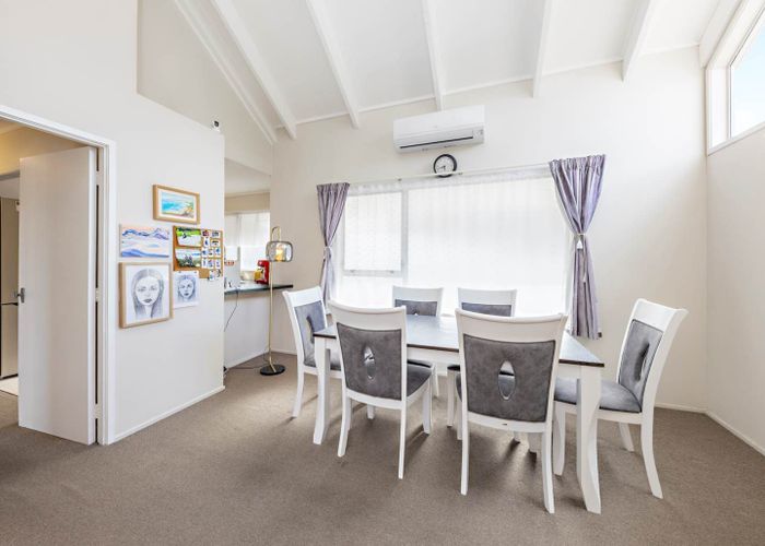  at 1/21 Simon Ellice Drive, Bayview, North Shore City, Auckland