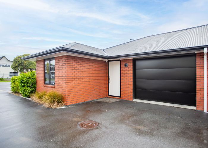  at 1/206 Ulster Street, Whitiora, Hamilton, Waikato
