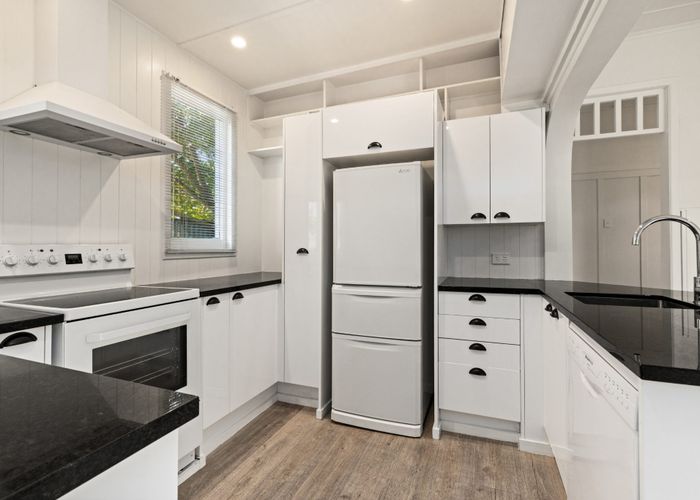  at 16 Hammond Road, Taradale, Napier, Hawke's Bay