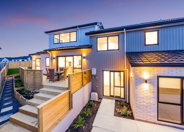  at 17 Ballyalton Crescent, Flat Bush, Manukau City, Auckland