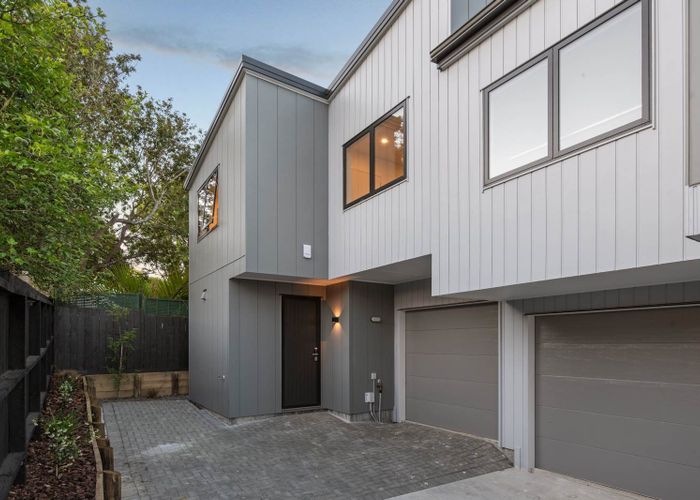  at 29D Mirrabooka Avenue, Botany Downs, Manukau City, Auckland
