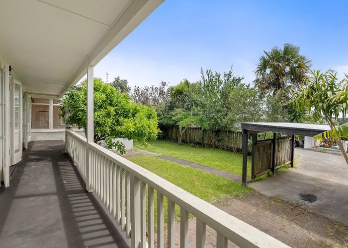  at 70C Lincoln Park Drive, Massey, Waitakere City, Auckland