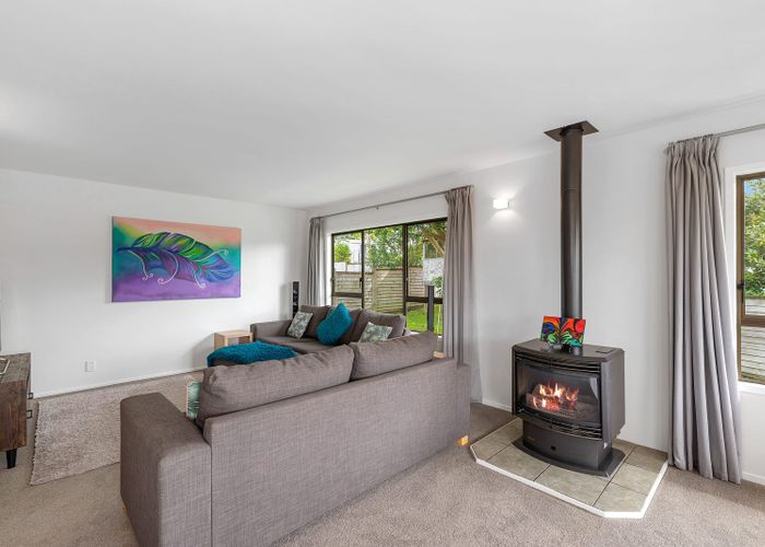  at 14A West Lynn Road, Titirangi, Auckland