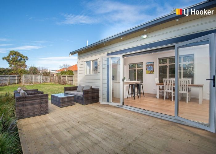  at 69 Hargest Crescent, Saint Clair, Dunedin