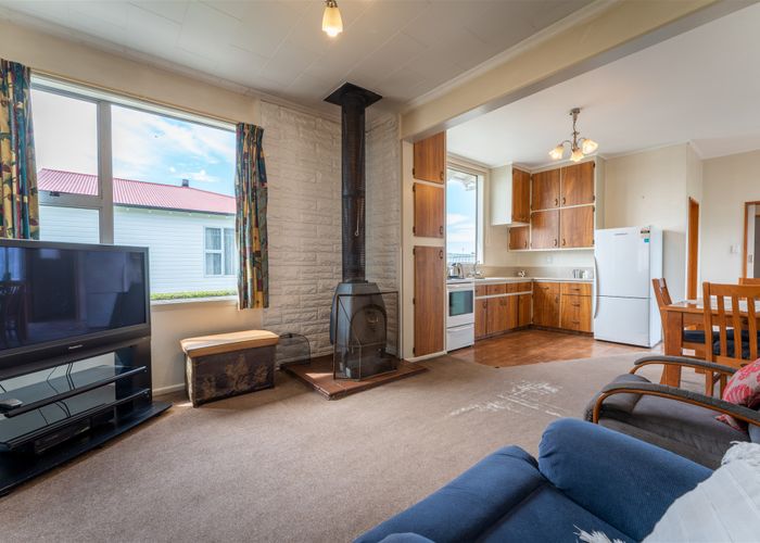  at 33 Caledonian Road, Oamaru North, Oamaru