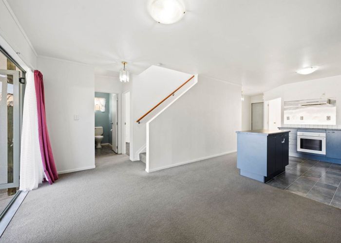  at 51 Kona Crescent, Henderson, Waitakere City, Auckland