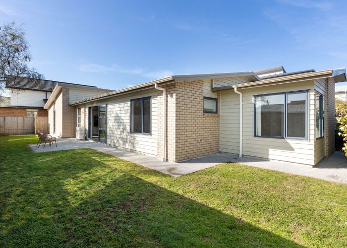  at 4 Yeats Grove, Trentham, Upper Hutt