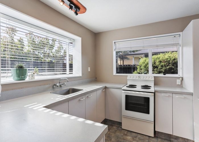  at 12B Chardale Street, Avondale, Christchurch City, Canterbury