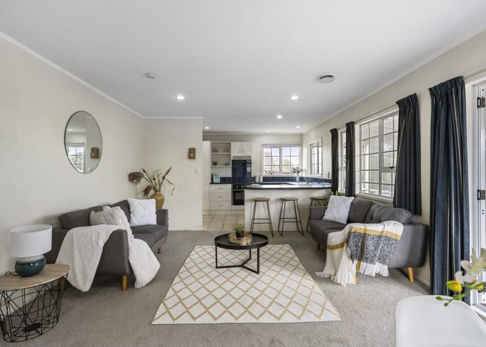  at 1/1 Cascades Road, Pakuranga Heights, Auckland