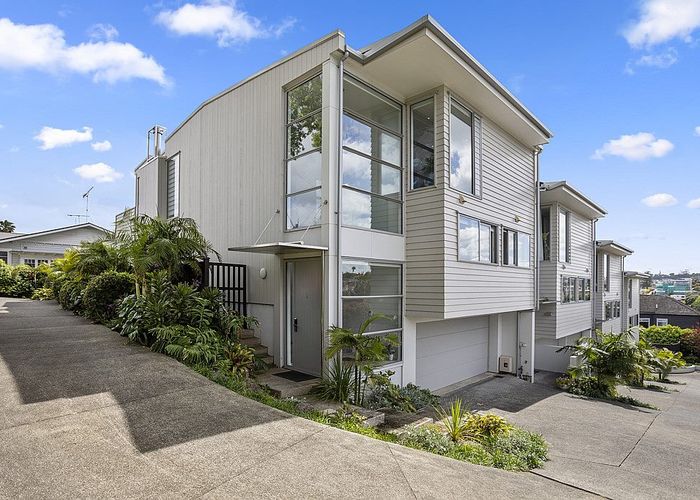  at 32A Auckland Road, St Heliers, Auckland