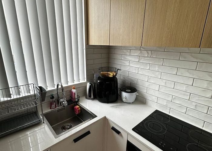  at 34 Waipuhinui Way, Wiri, Manukau City, Auckland