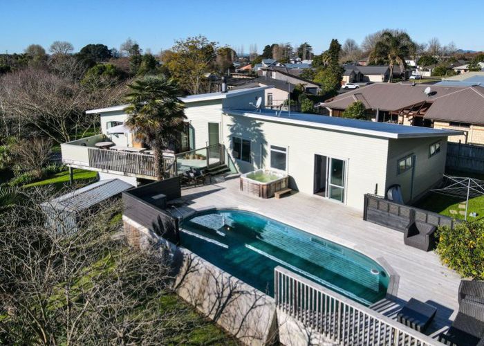  at 16 Logan Court, Chartwell, Hamilton