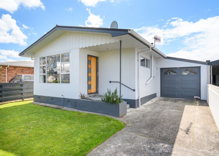  at 89 Wikiriwhi Crescent, Awapuni, Palmerston North