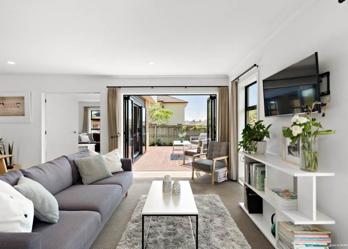  at 14 Baverstock Road, Flat Bush, Auckland