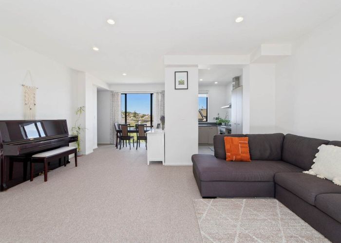  at 39/22 Northcross Drive, Oteha, North Shore City, Auckland