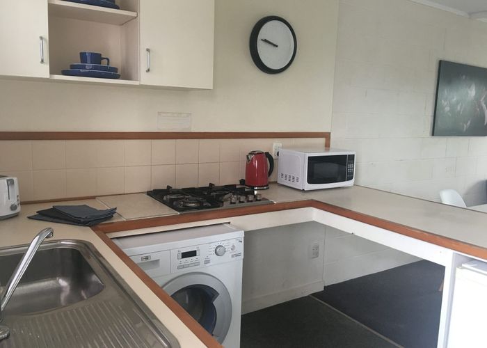  at 303/2 Maungawhau Road, Newmarket, Auckland City, Auckland