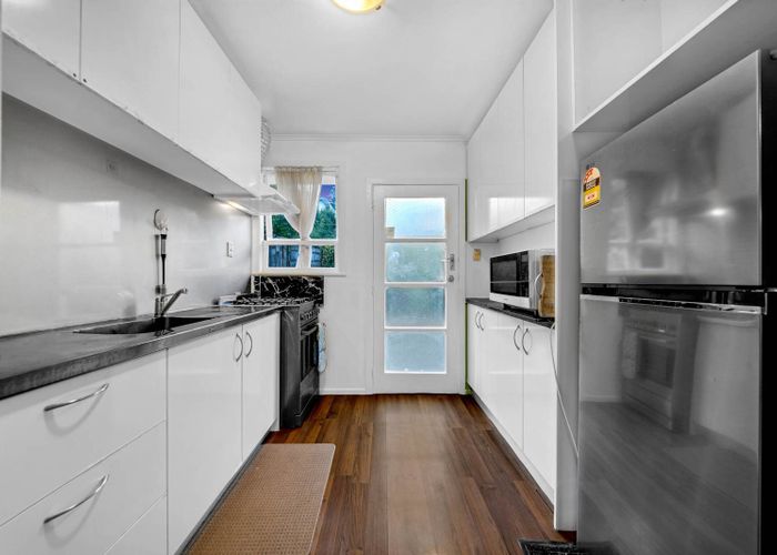  at 3/119 Seabrook Avenue, New Lynn, Waitakere City, Auckland