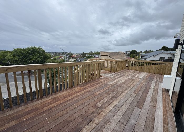  at 42A Manu Place, Pinehill, North Shore City, Auckland