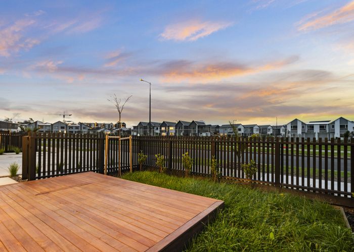  at 8 Kartolina Crescent, Huapai, Rodney, Auckland