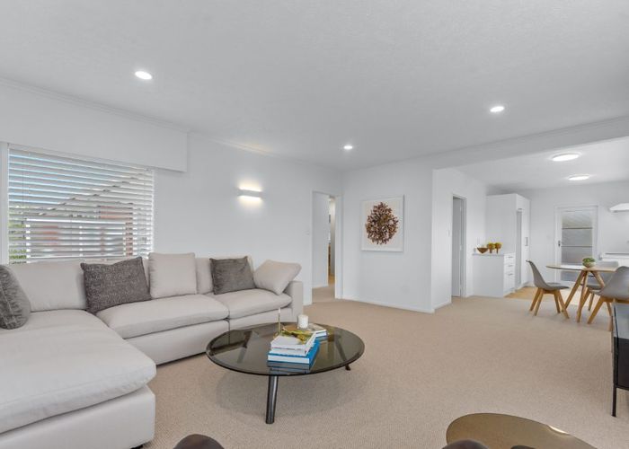  at 1/18 Shakespeare Road, Milford, North Shore City, Auckland