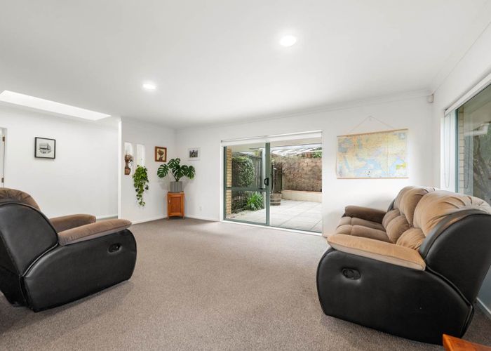  at 2 Deborah Hatton Lane, Mount Wellington, Auckland City, Auckland