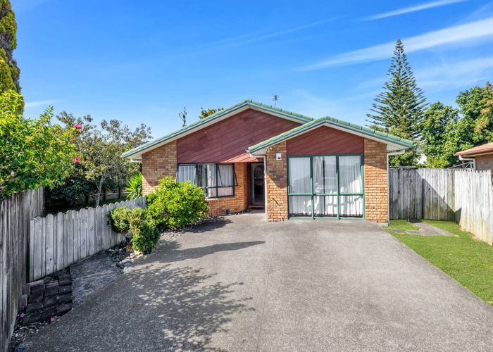  at 16 Matilda Place, Weymouth, Manukau City, Auckland