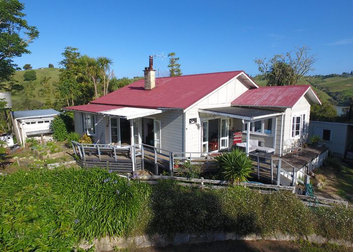  at 1750 Harbour Road, Owhiro, Oparau