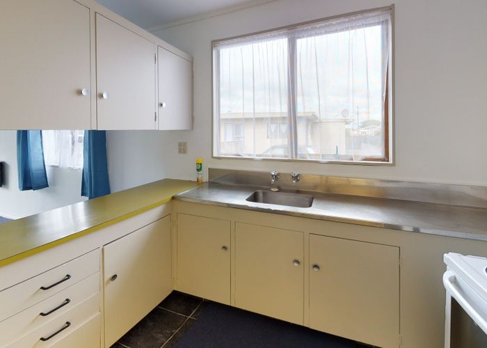  at 3/6a Durham Road, Springvale, Whanganui, Manawatu / Whanganui