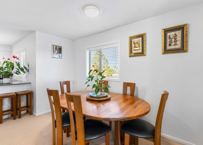  at 15/3b Harrison Road, Mount Wellington, Auckland City, Auckland