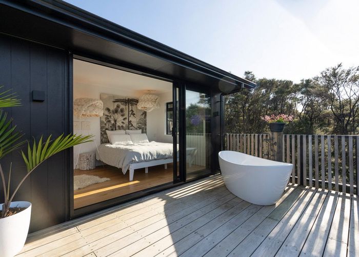  at 21 Ngapuke Lane, Onerahi