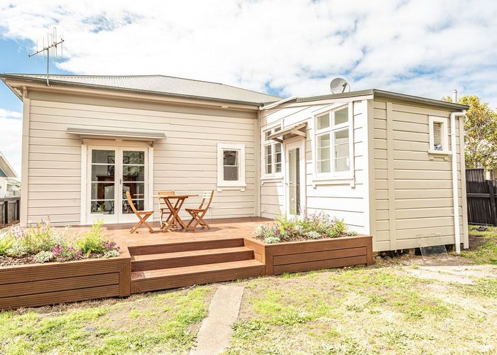  at 2 Alma Road, Gonville, Whanganui