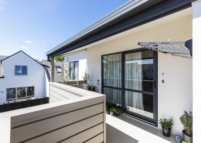  at 8/80 Shakespeare Road, Waltham, Christchurch City, Canterbury